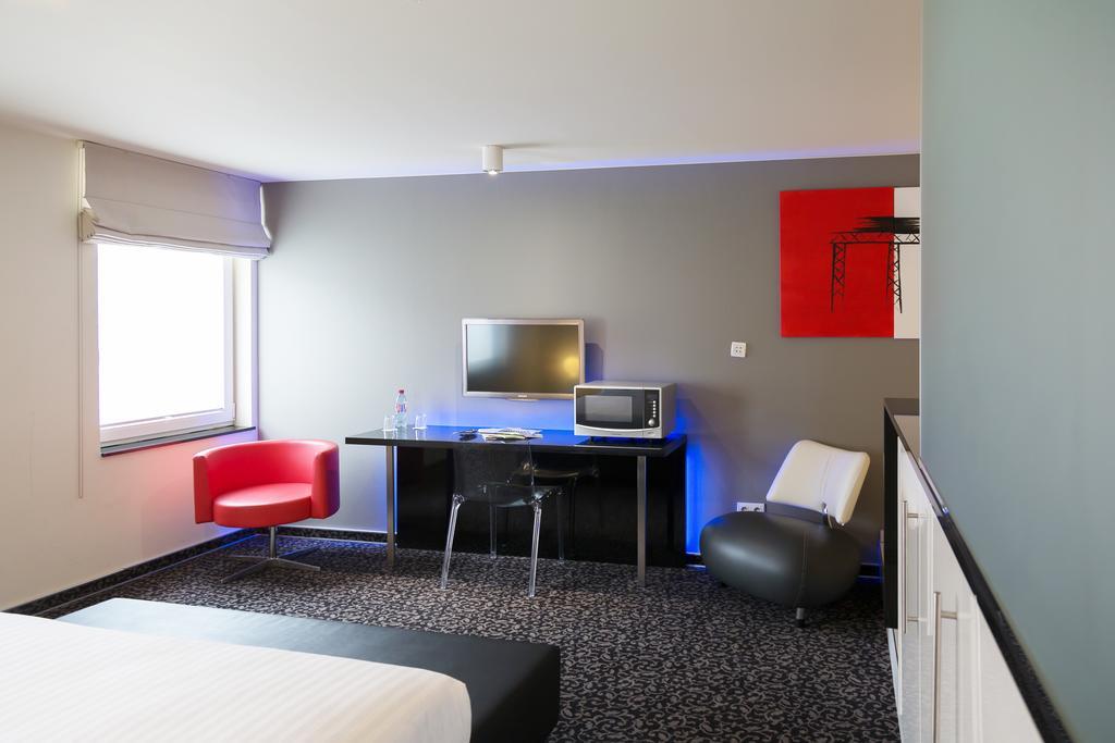Hotel Tristar La Louvière Dış mekan fotoğraf