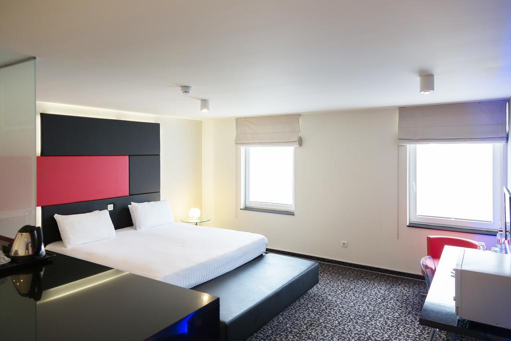 Hotel Tristar La Louvière Dış mekan fotoğraf