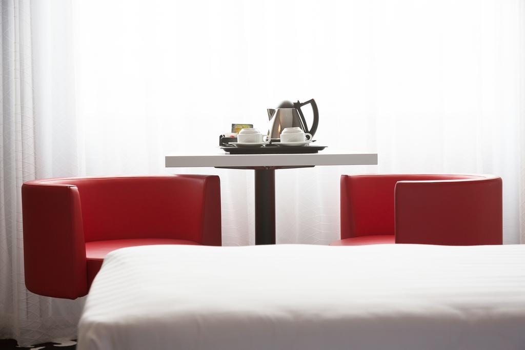 Hotel Tristar La Louvière Dış mekan fotoğraf