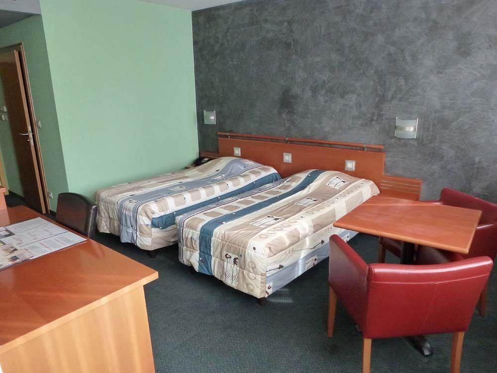Hotel Tristar La Louvière Dış mekan fotoğraf